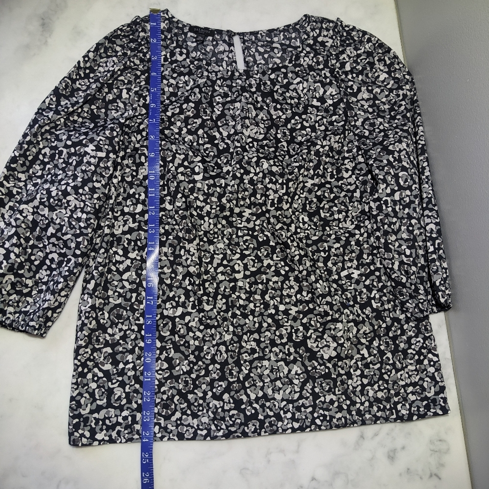 Talbots Top / Talbots Abstract Leopard Print - Picture 9 of 9